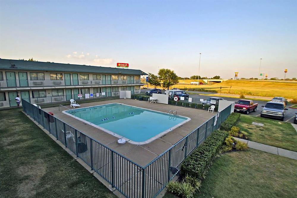 Regency Inn Tulsa Oakhurst Съоръжения снимка