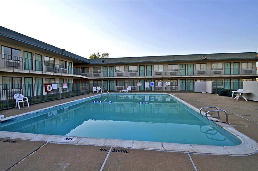 Regency Inn Tulsa Oakhurst Съоръжения снимка