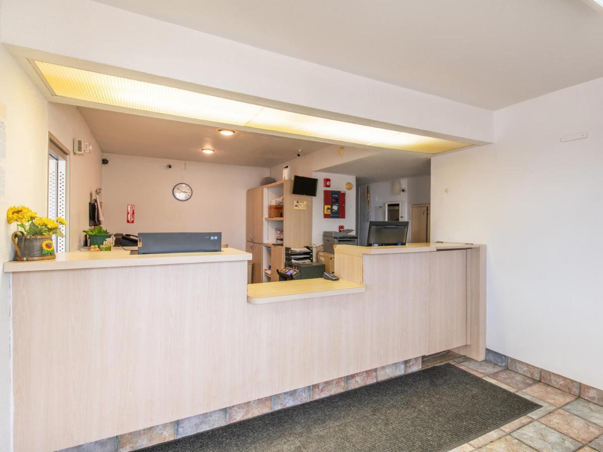 Regency Inn Tulsa Oakhurst Екстериор снимка